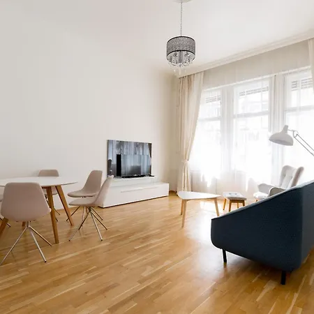 - Michaelides Vienna Street Residences Apartment *