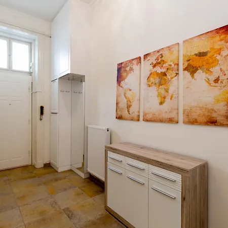 - Michaelides Vienna Street Residences 아파트 *