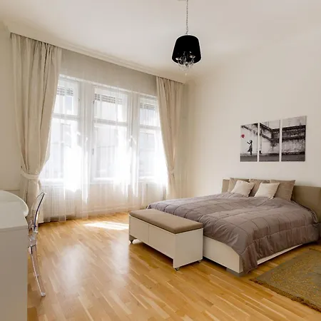 - Michaelides Vienna Street Residences * 부다페스트